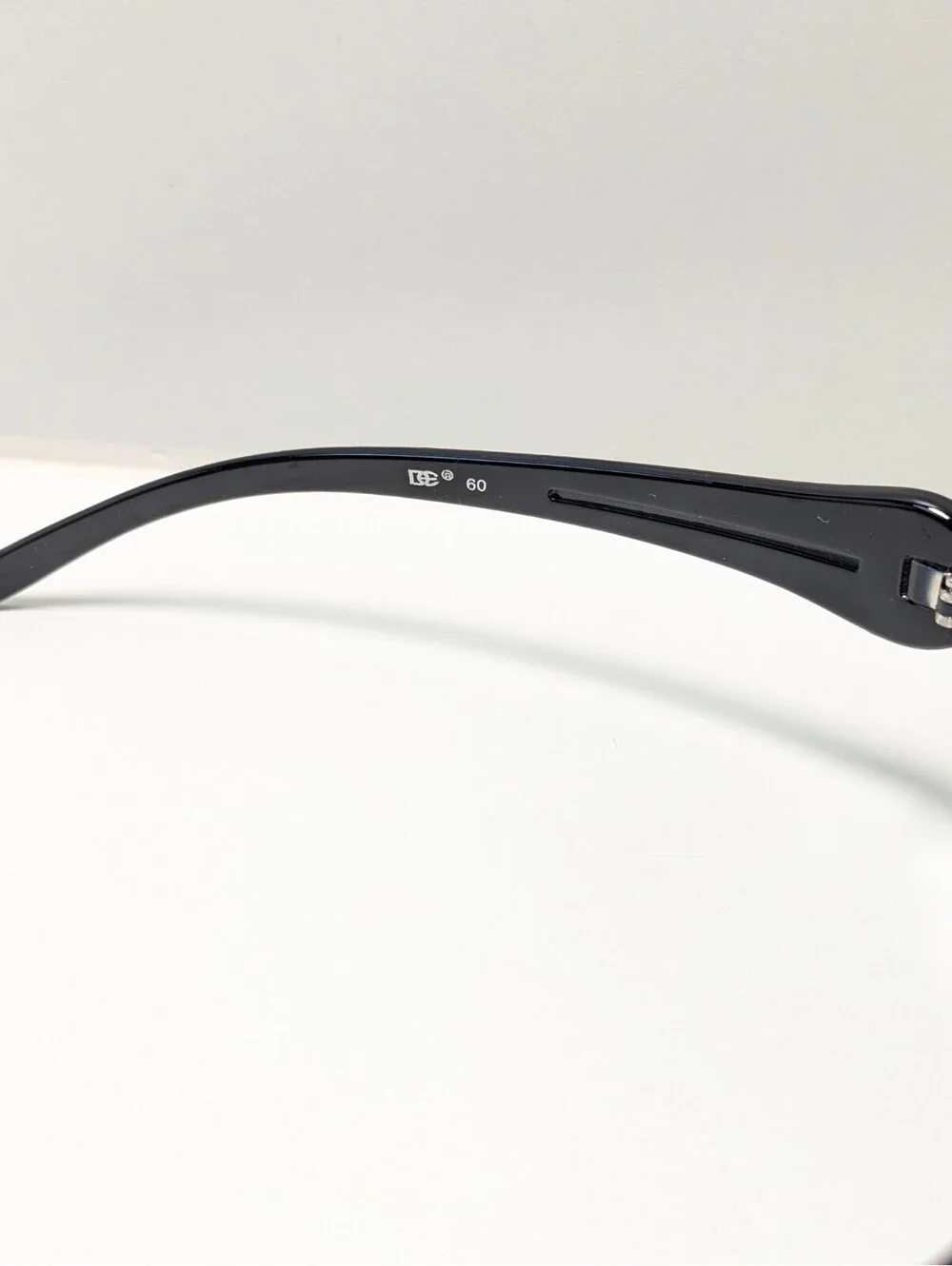 Designer Eyewear Purple UV Black Oversized Cat Eye Women’s Fashion Sunglasses